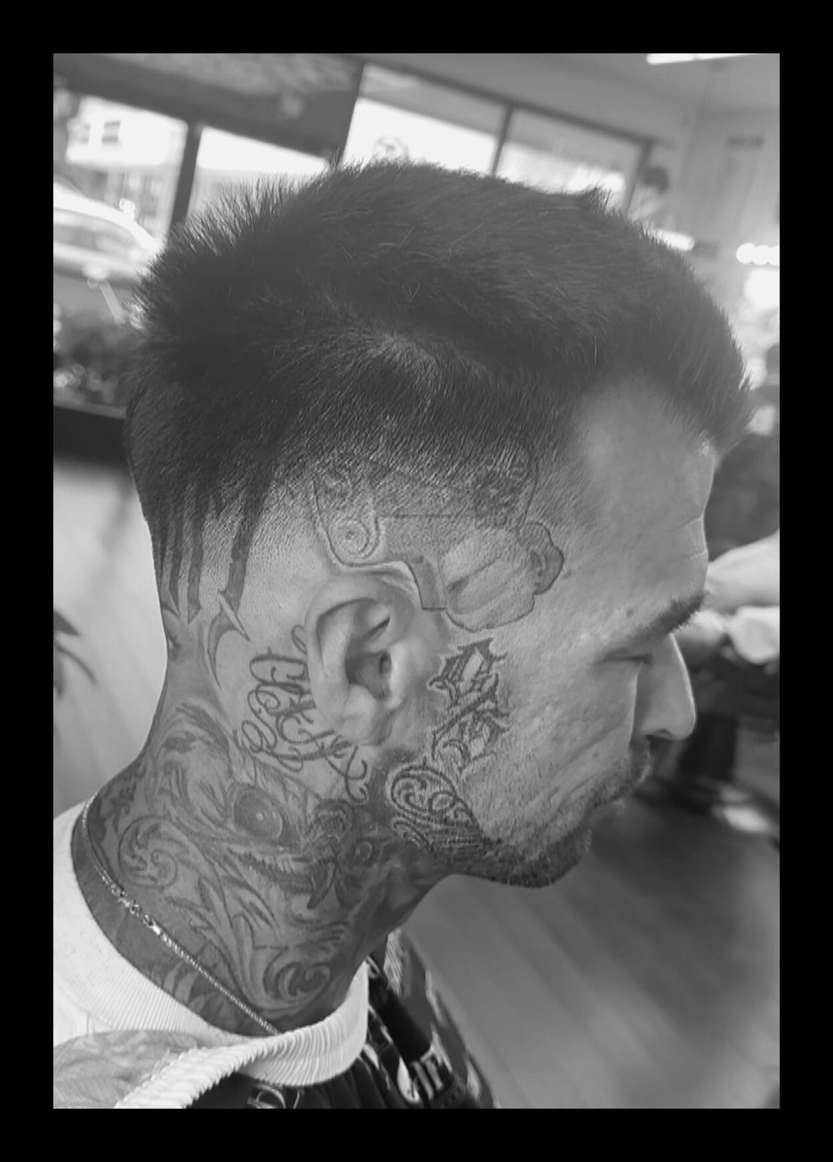 Sharp Line Up – Waves